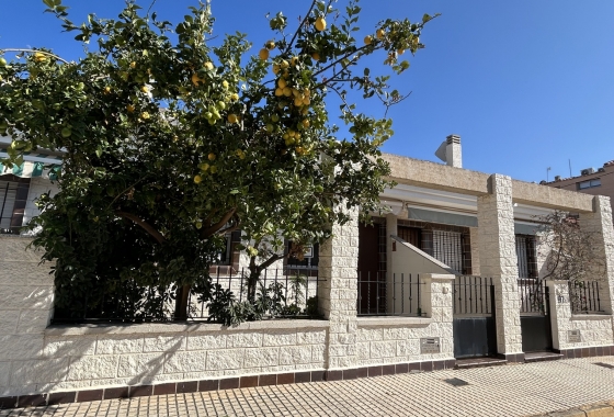 Resale - Townhouse - Torre de la Horadada - Costa Blanca