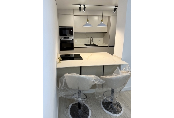 Resale - Apartment / flat - Torrevieja - Costa Blanca