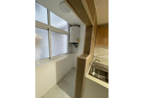 Resale - Apartment / flat - Torrevieja - Costa Blanca