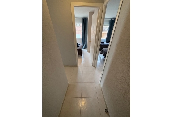 Resale - Apartment / flat - Torrevieja - Playa De Los Naufragos