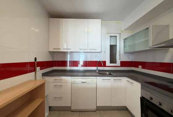 Resale - Apartment / flat - Torrevieja - Playa de los Locos