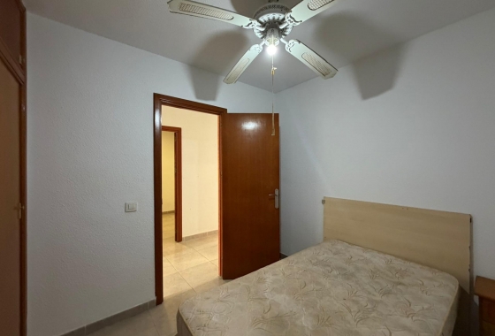 Resale - Apartment / flat - Torrevieja - Playa de los Locos