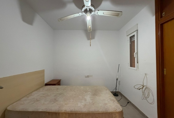 Resale - Apartment / flat - Torrevieja - Playa de los Locos