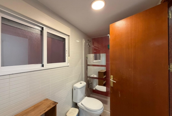 Resale - Apartment / flat - Torrevieja - Playa de los Locos