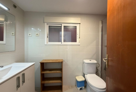 Resale - Apartment / flat - Torrevieja - Playa de los Locos