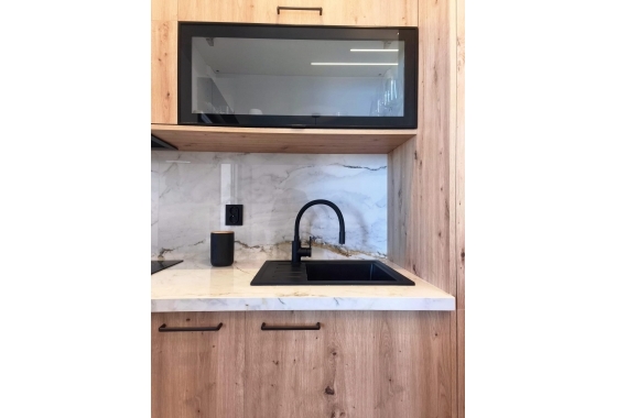 Resale - Apartment / flat - Torrevieja - Cabo Cervera