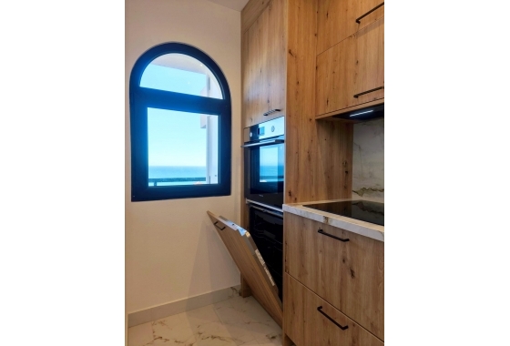 Resale - Apartment / flat - Torrevieja - Cabo Cervera