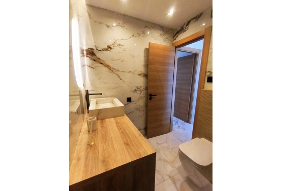 Resale - Apartment / flat - Torrevieja - Cabo Cervera