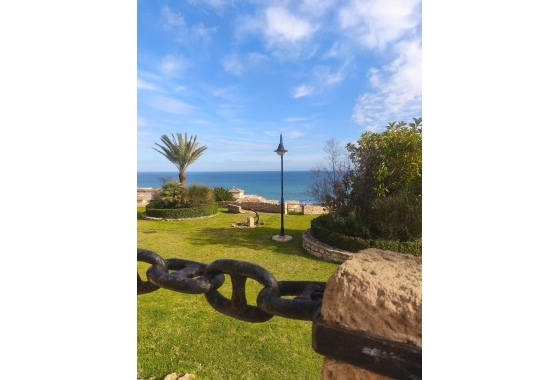 Resale - Apartment / flat - Torrevieja - Cabo Cervera