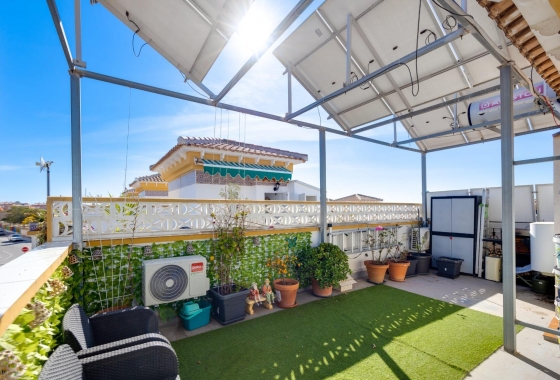 Resale - Townhouse - Torrevieja - aguas nuevas