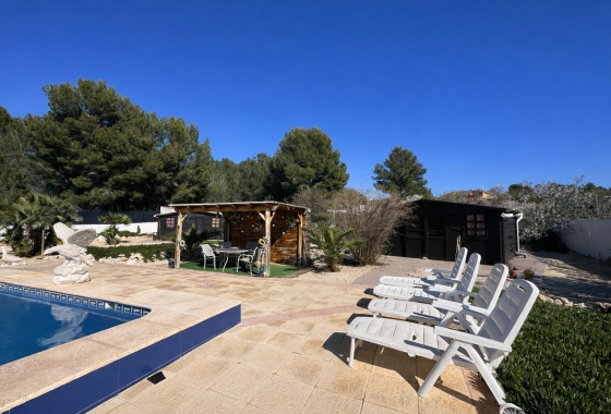 Resale - Villa - Castalla - Costa Blanca