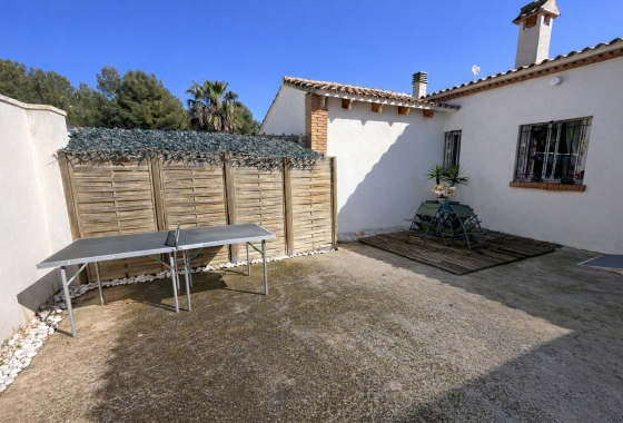 Resale - Villa - Castalla - Costa Blanca