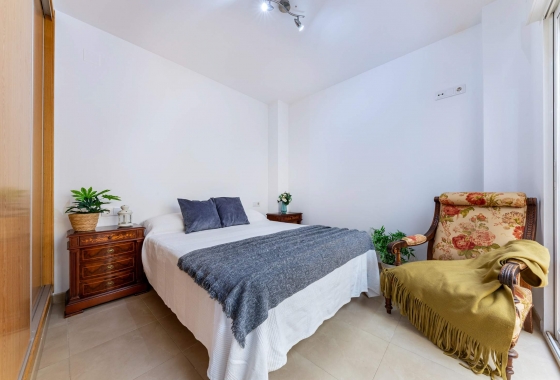 Wiederverkauf - Wohnung - Alicante - Carolinas Bajas