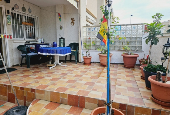 Resale - Townhouse - Torrevieja - Aguas Nuevas 1