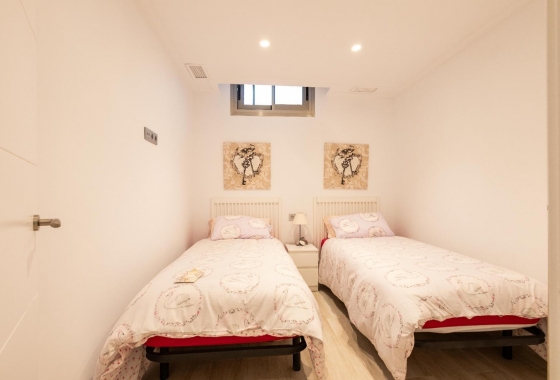 Resale - Villa - Orihuela Costa - Costa Blanca