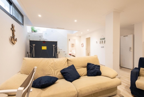 Resale - Villa - Orihuela Costa - Costa Blanca