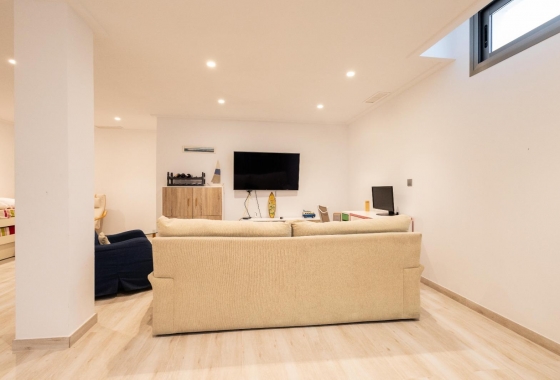 Resale - Villa - Orihuela Costa - Costa Blanca