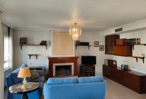 Resale - Townhouse - La Romana - Inland