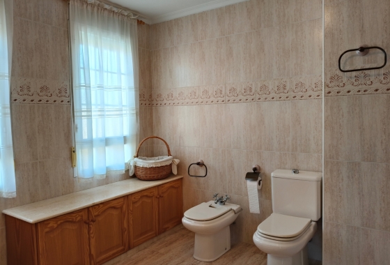 Resale - Townhouse - La Romana - Inland