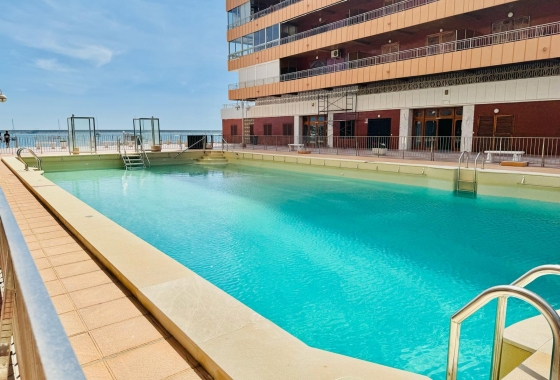 Resale - Apartment / flat - Torrevieja - Costa Blanca