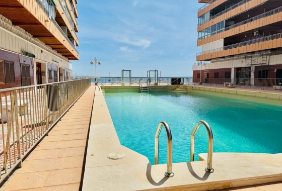 Resale - Apartment / flat - Torrevieja - Costa Blanca