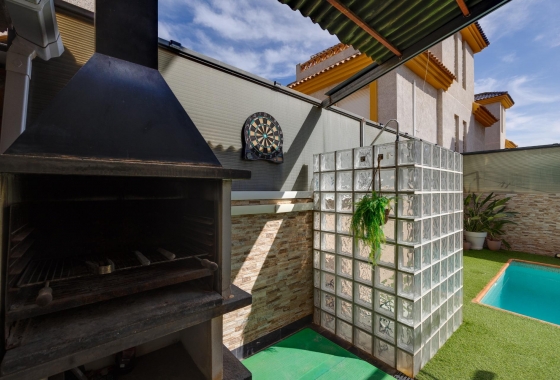 Перепродажа - Вилла - Los Montesinos - La Herrada