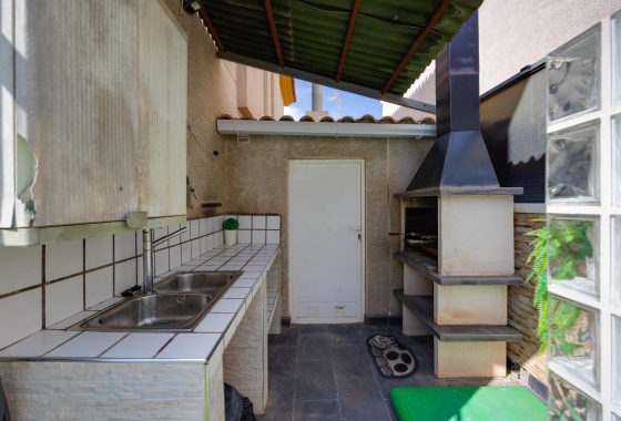 Перепродажа - Вилла - Los Montesinos - La Herrada