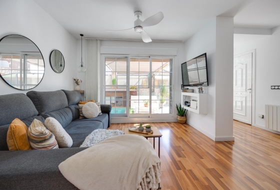 Перепродажа - Вилла - Los Montesinos - La Herrada