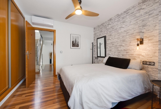 Перепродажа - Вилла - Los Montesinos - La Herrada