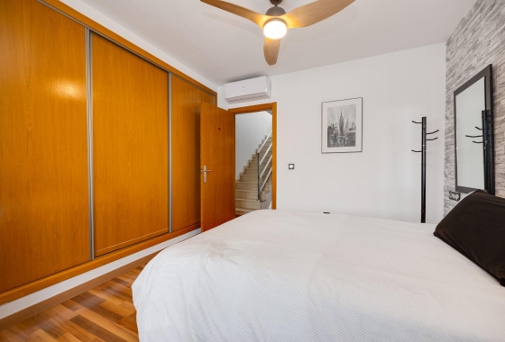 Перепродажа - Вилла - Los Montesinos - La Herrada