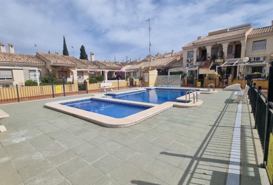 Resale - Townhouse - Guardamar del Segura - Urbanizaciones