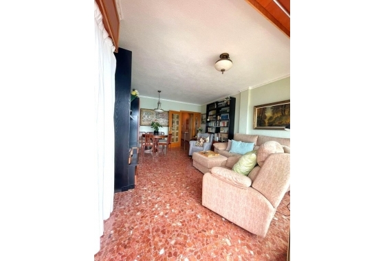 Resale - Apartment / flat - Torrevieja - Estacion De Autobuses