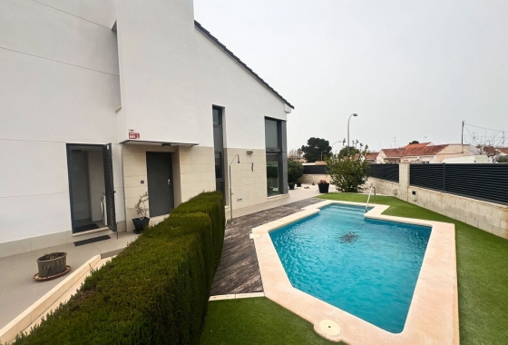 Resale - Villa - Santiago de la Ribera - Costa Calida