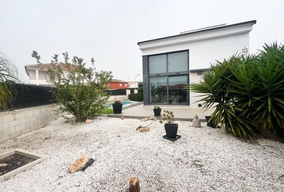 Resale - Villa - Santiago de la Ribera - Costa Calida