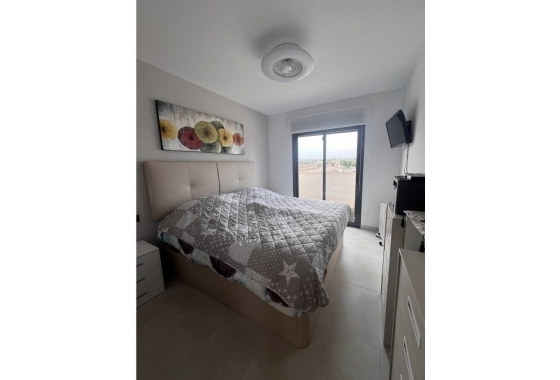 Resale - Apartment / flat - Guardamar del Segura - El Raso