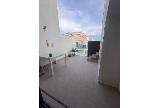 Resale - Apartment / flat - Guardamar del Segura - El Raso