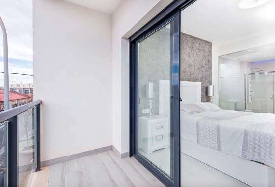 Resale - Apartment / flat - Torre de la Horadada - Costa Blanca