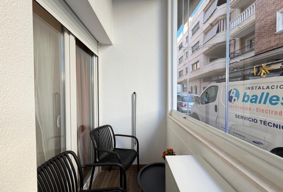 Resale - Apartment / flat - Torrevieja - Centro