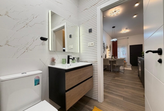 Resale - Apartment / flat - Torrevieja - Centro