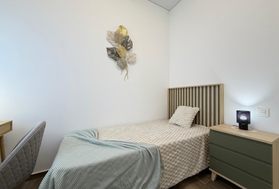 Resale - Apartment / flat - Torrevieja - Centro