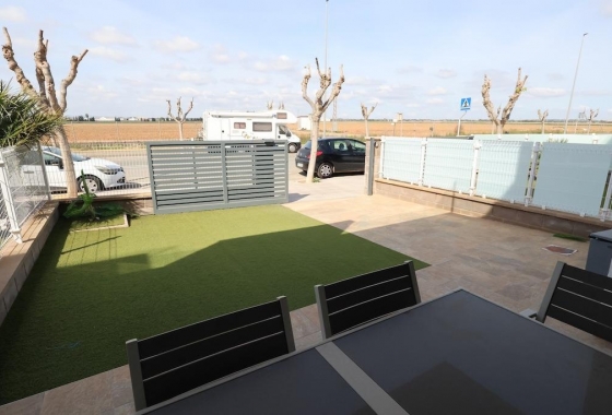 Resale - Bungalow - Pilar de la Horadada - Costa Blanca