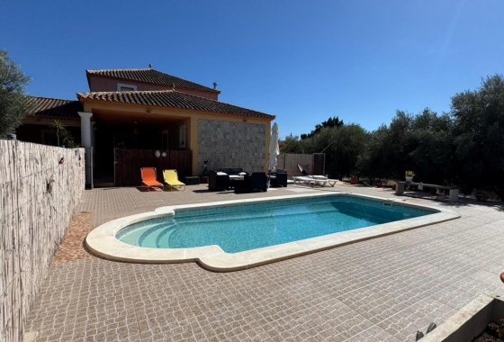 Resale - Finca - Albatera - Inland