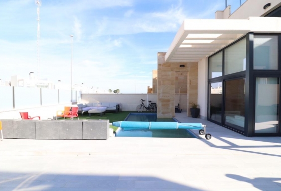 Resale - Villa - Orihuela Costa - Costa Blanca