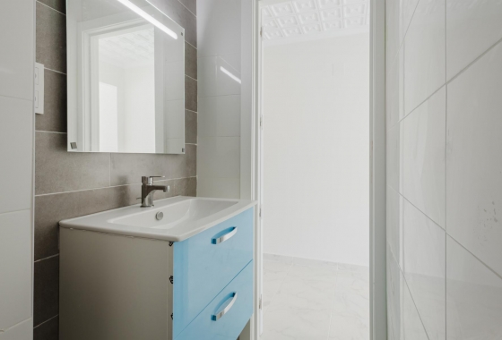 Resale - Apartment / flat - Torrevieja - Costa Blanca