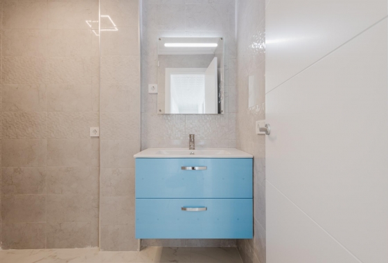 Resale - Apartment / flat - Torrevieja - Costa Blanca