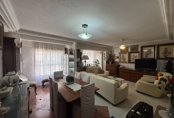 Resale - Apartment / flat - Torrevieja