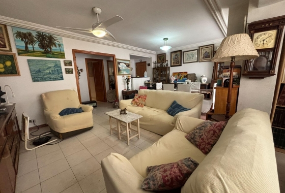 Resale - Apartment / flat - Torrevieja