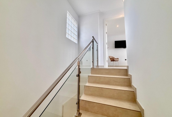 Resale - Villa - Benijofar - Pueblo 4