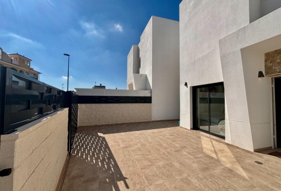 Resale - Villa - Benijofar - Pueblo 4