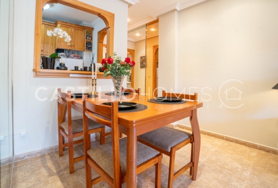 Resale - Apartment / flat - Torrevieja - Centro